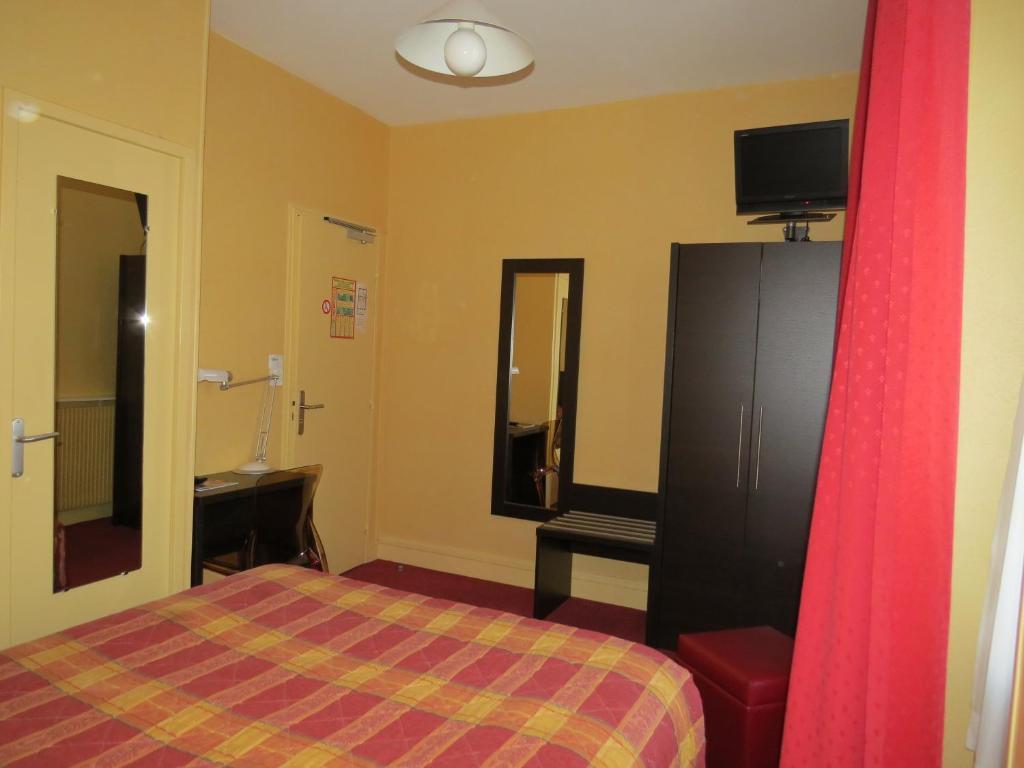 Hotel De Cleves 느베르 객실 사진