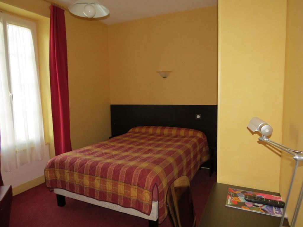Hotel De Cleves 느베르 객실 사진