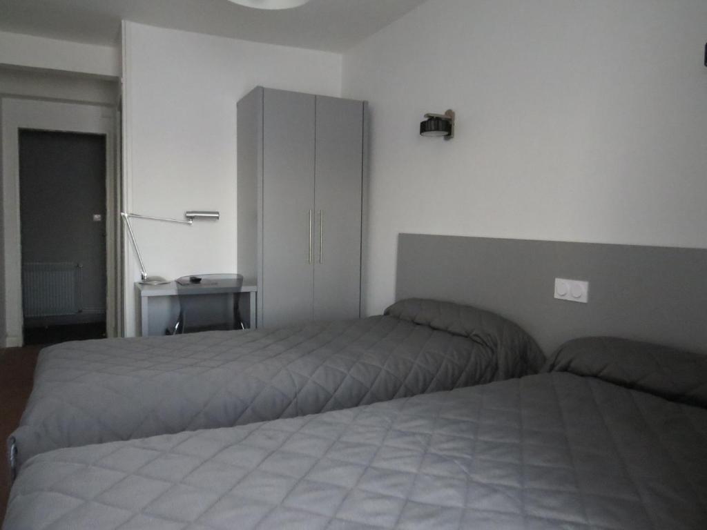 Hotel De Cleves 느베르 객실 사진